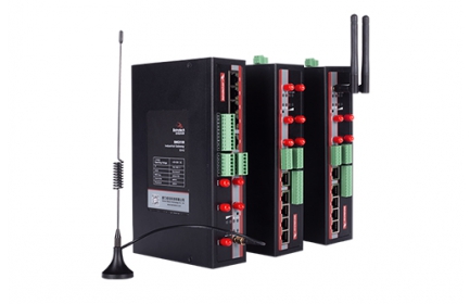 BMG5100系列千兆5G工業(yè)網(wǎng)關(guān)，支持5G網(wǎng)絡(luò)，配置5路千兆網(wǎng)口，4路POE等豐富接口，廣泛應(yīng)用于智能制造、智慧醫(yī)療、智慧城市等對數(shù)據(jù)延時(shí)要求嚴(yán)格的場景。